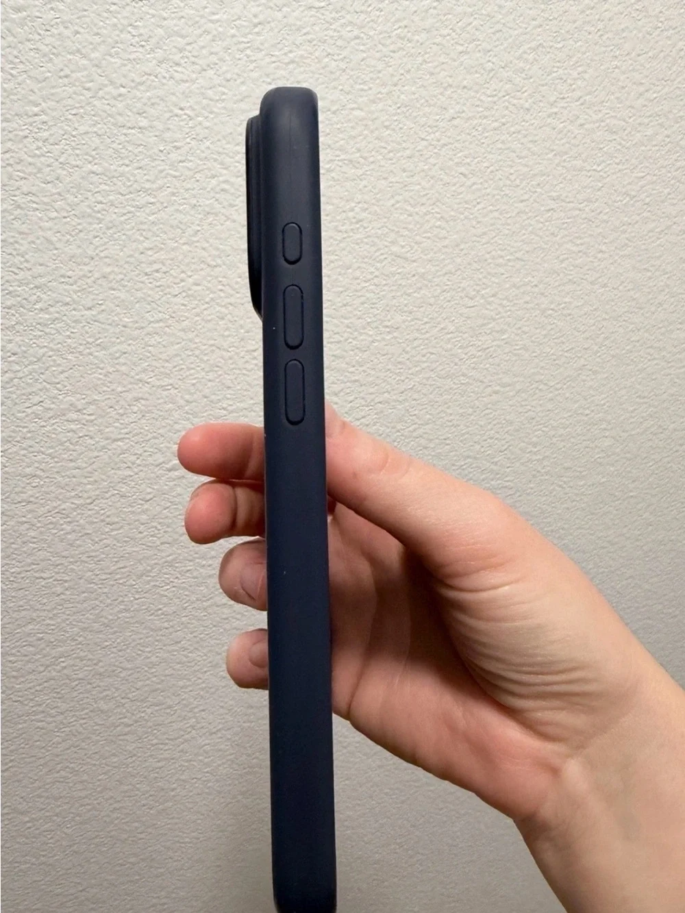 Apple iPhone 17 Pro Max Silicone Case with MagSafe - Midnight